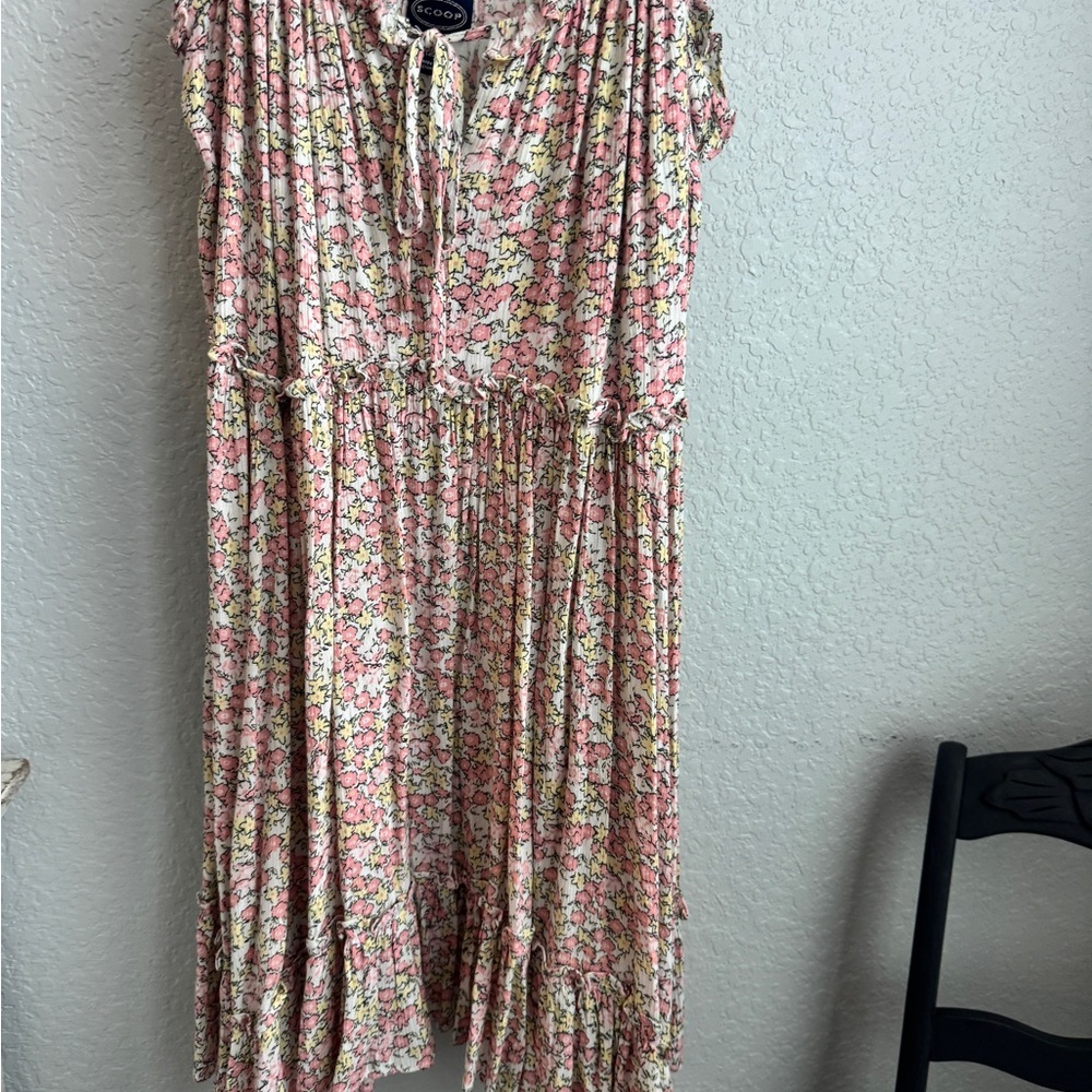 Scoop NYC Pink Flutter Sleeve Sundress.     (F)